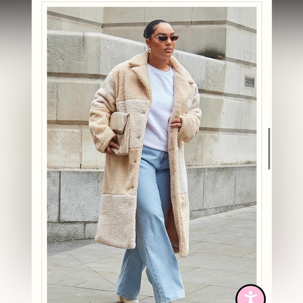 PrettyLittleThing Plus Size Cream Checkerboard Coat - Size: 24